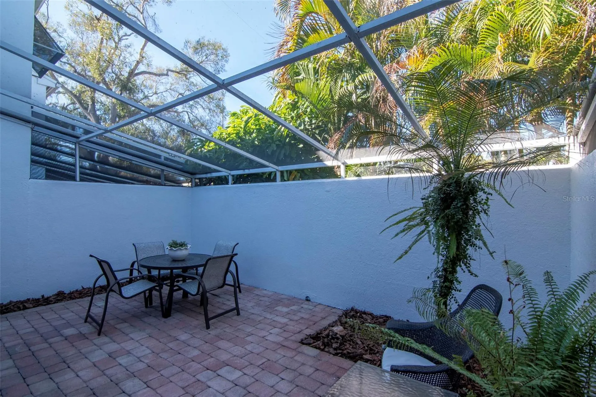 2983 W Knights Avenue Tampa FL 33611