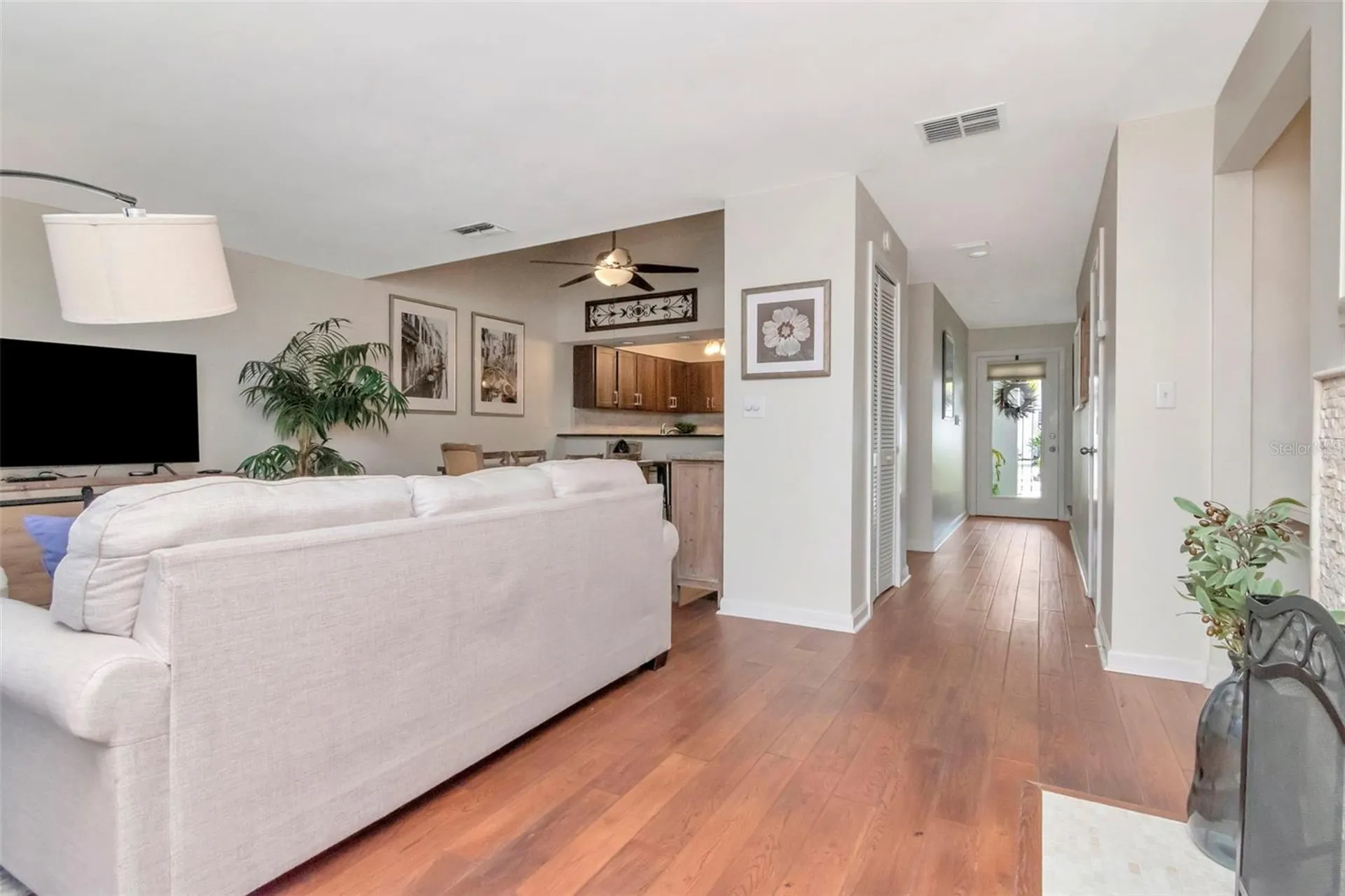 2983 W Knights Avenue Tampa FL 33611