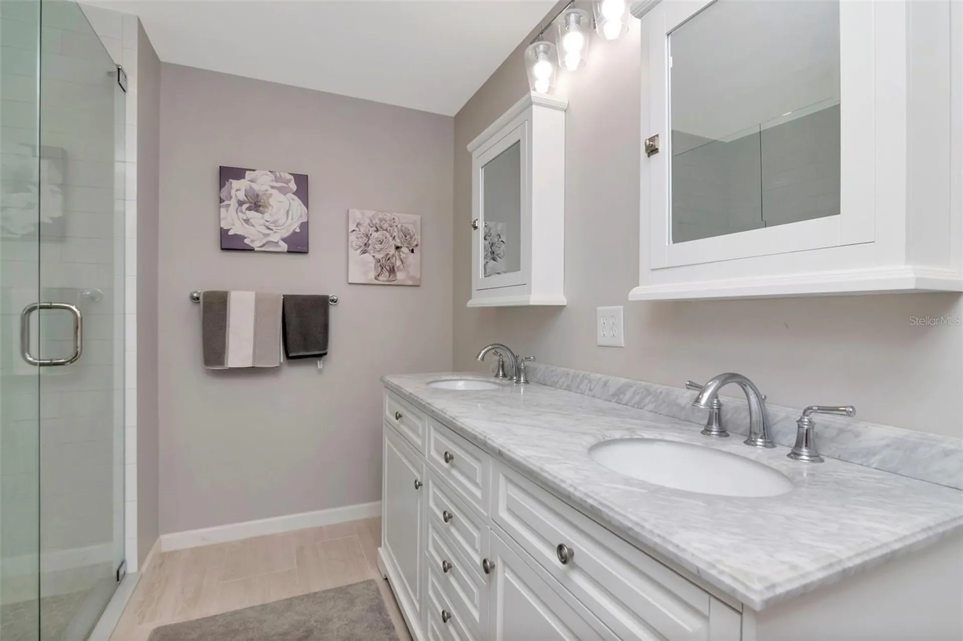 2983 W Knights Avenue Tampa FL 33611
