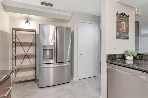 2983 W Knights Avenue Tampa FL 33611