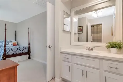 2983 W Knights Avenue Tampa FL 33611