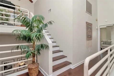 2983 W Knights Avenue Tampa FL 33611
