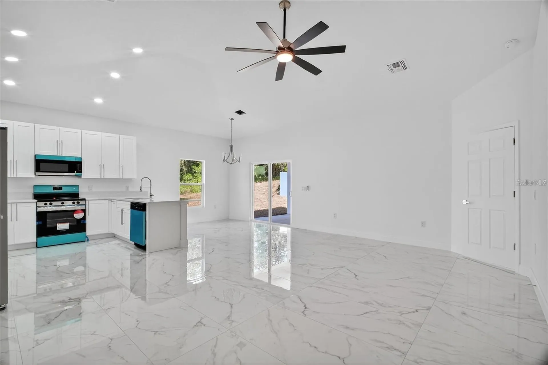 89 Fariway Circle Umatilla FL 32784