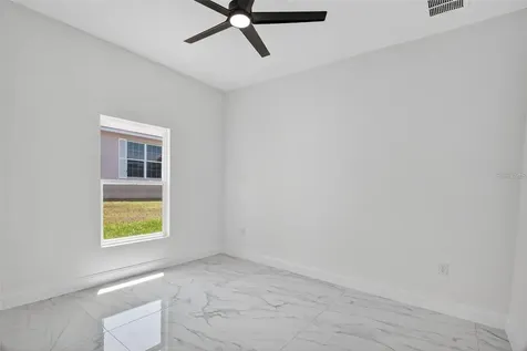 89 Fariway Circle Umatilla FL 32784