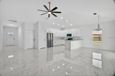 89 Fariway Circle Umatilla FL 32784