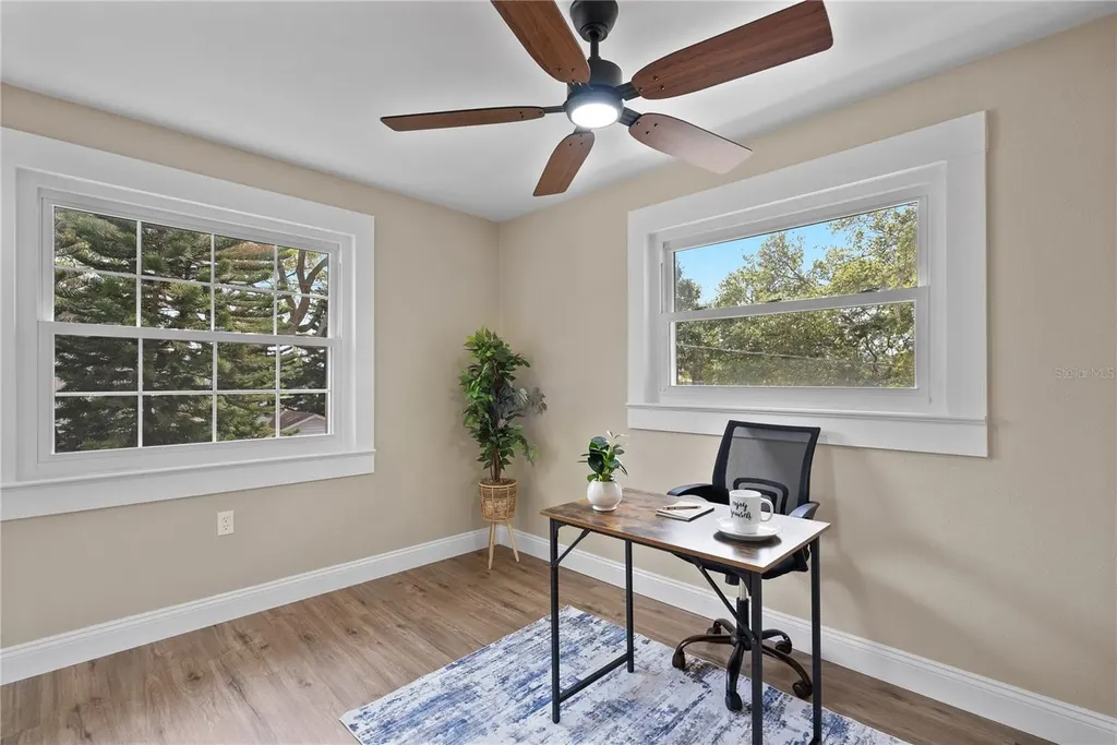 2712 S Crystal Lake Drive Orlando FL 32806