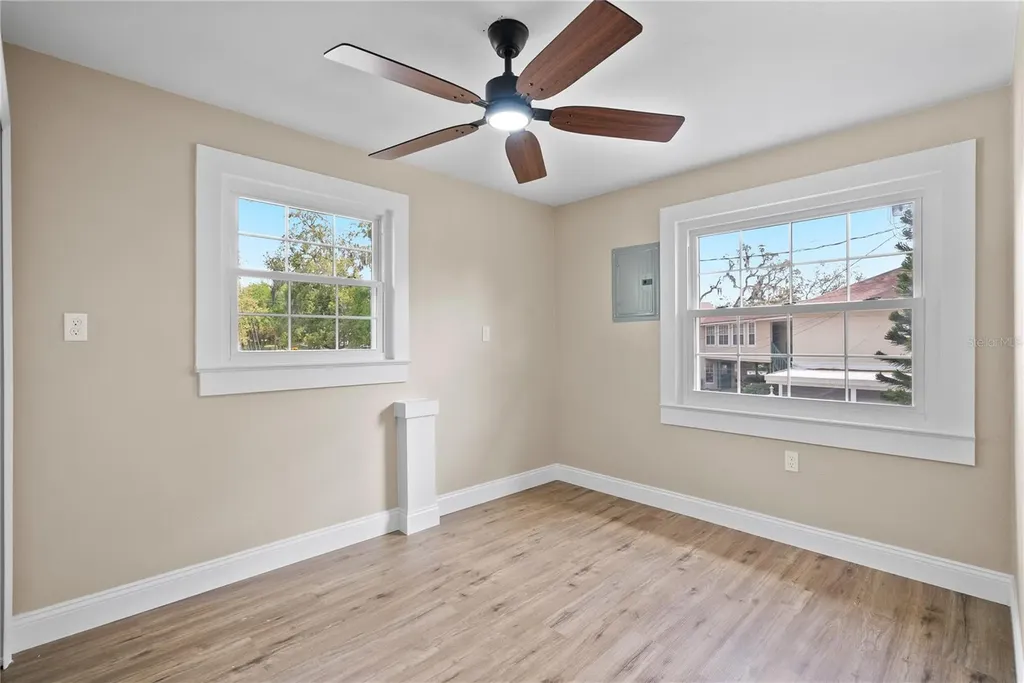 2712 S Crystal Lake Drive Orlando FL 32806