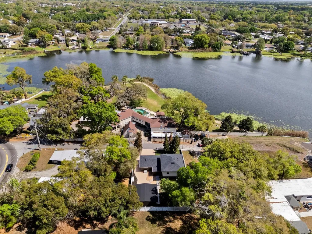 2712 S Crystal Lake Drive Orlando FL 32806