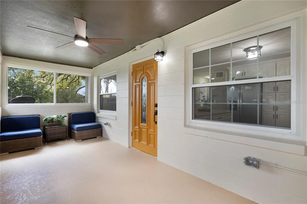 2712 S Crystal Lake Drive Orlando FL 32806