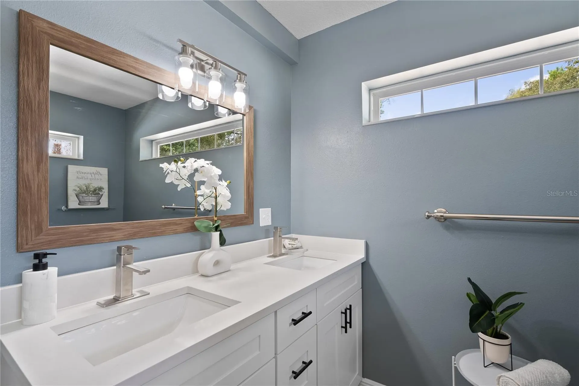 2712 S Crystal Lake Drive Orlando FL 32806