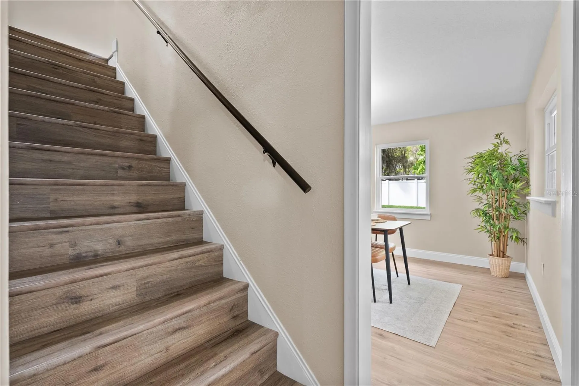 2712 S Crystal Lake Drive Orlando FL 32806