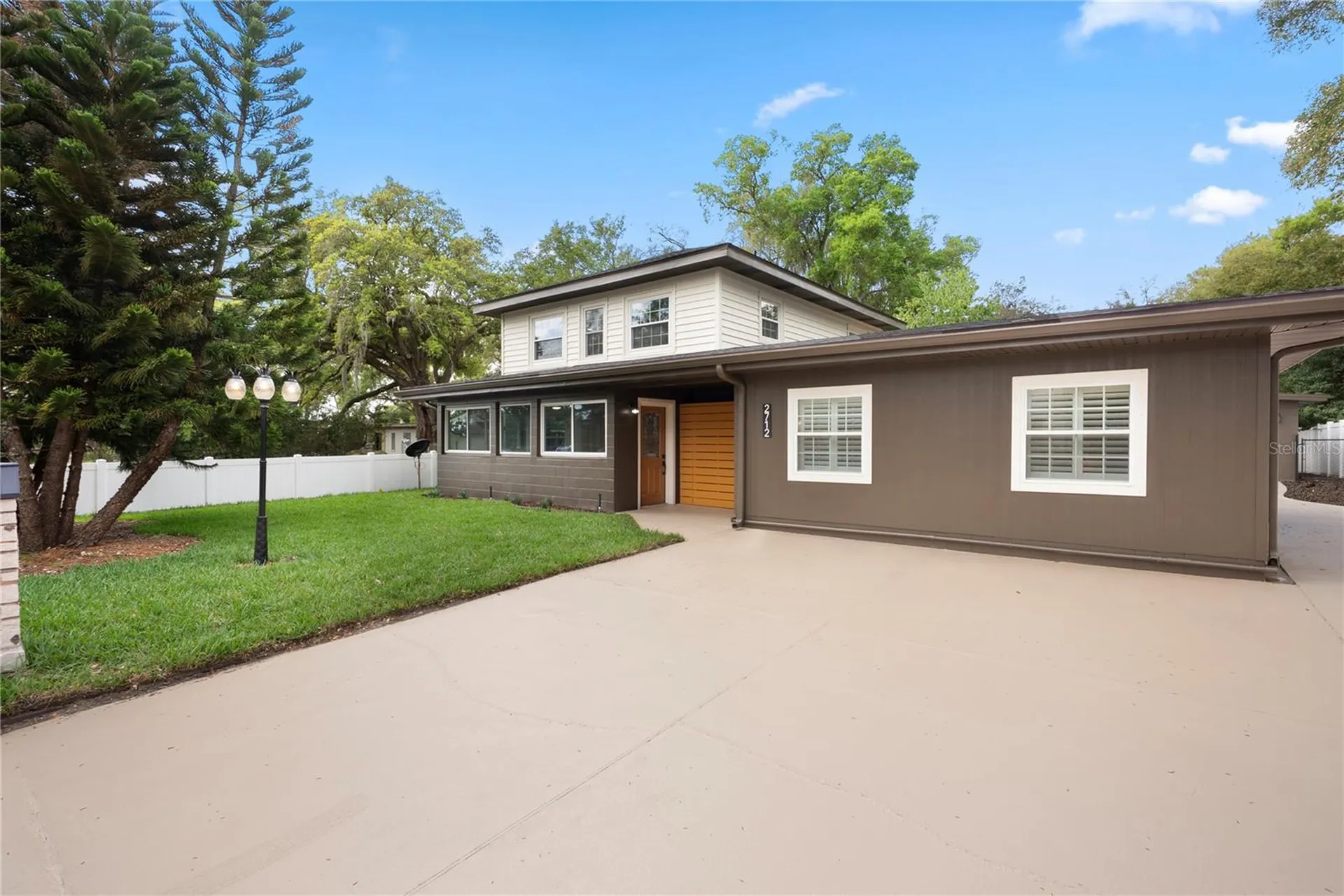 2712 S Crystal Lake Drive Orlando FL 32806