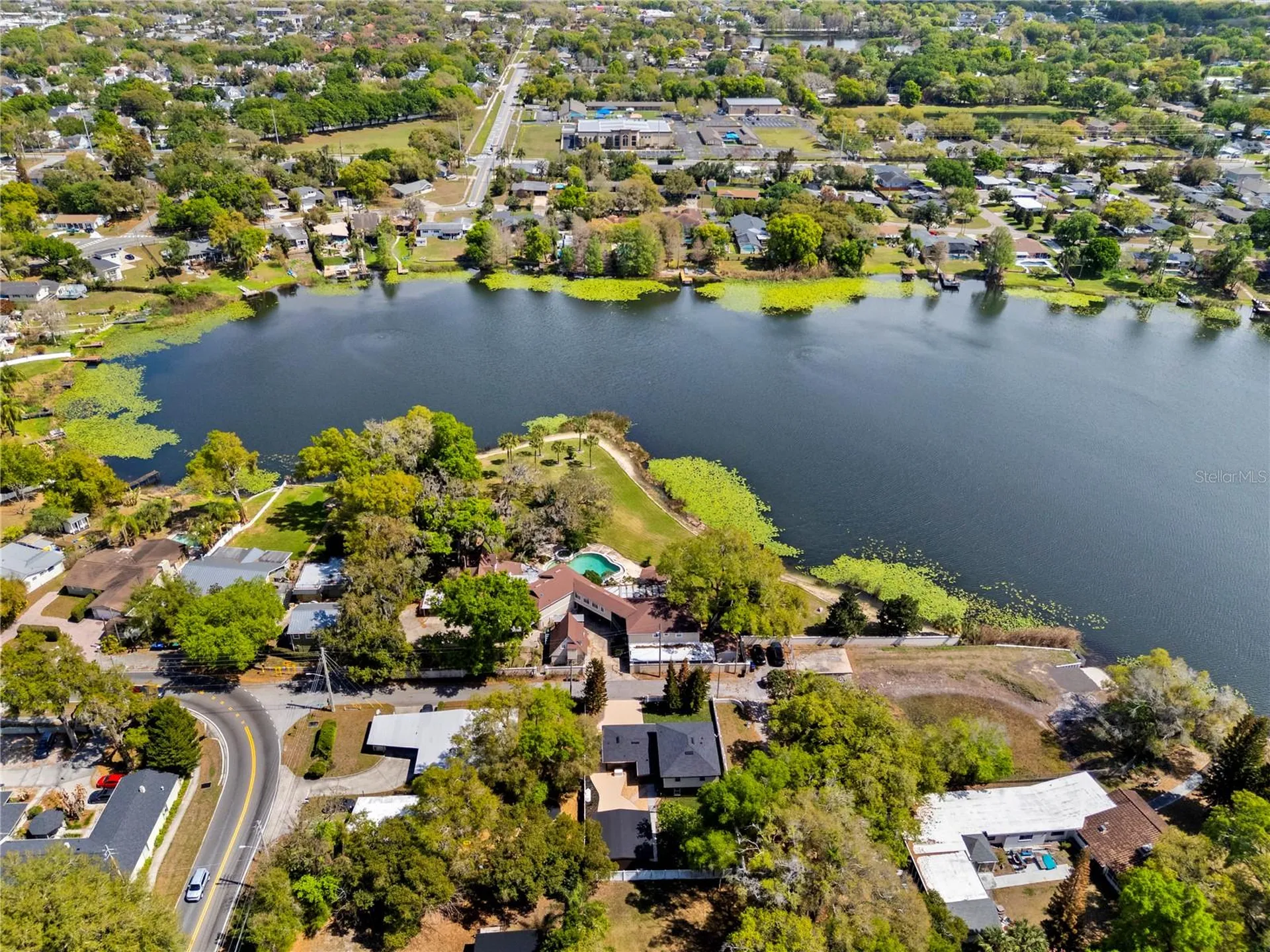 2712 S Crystal Lake Drive Orlando FL 32806