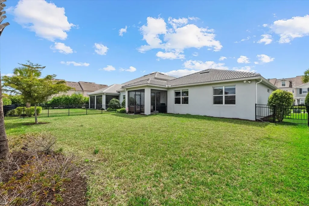 3310 Chestertown Loop Bradenton FL 34211