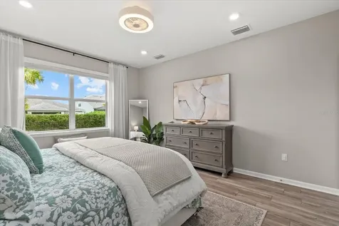 3310 Chestertown Loop Bradenton FL 34211