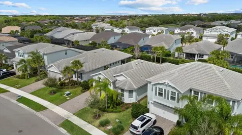 3310 Chestertown Loop Bradenton FL 34211