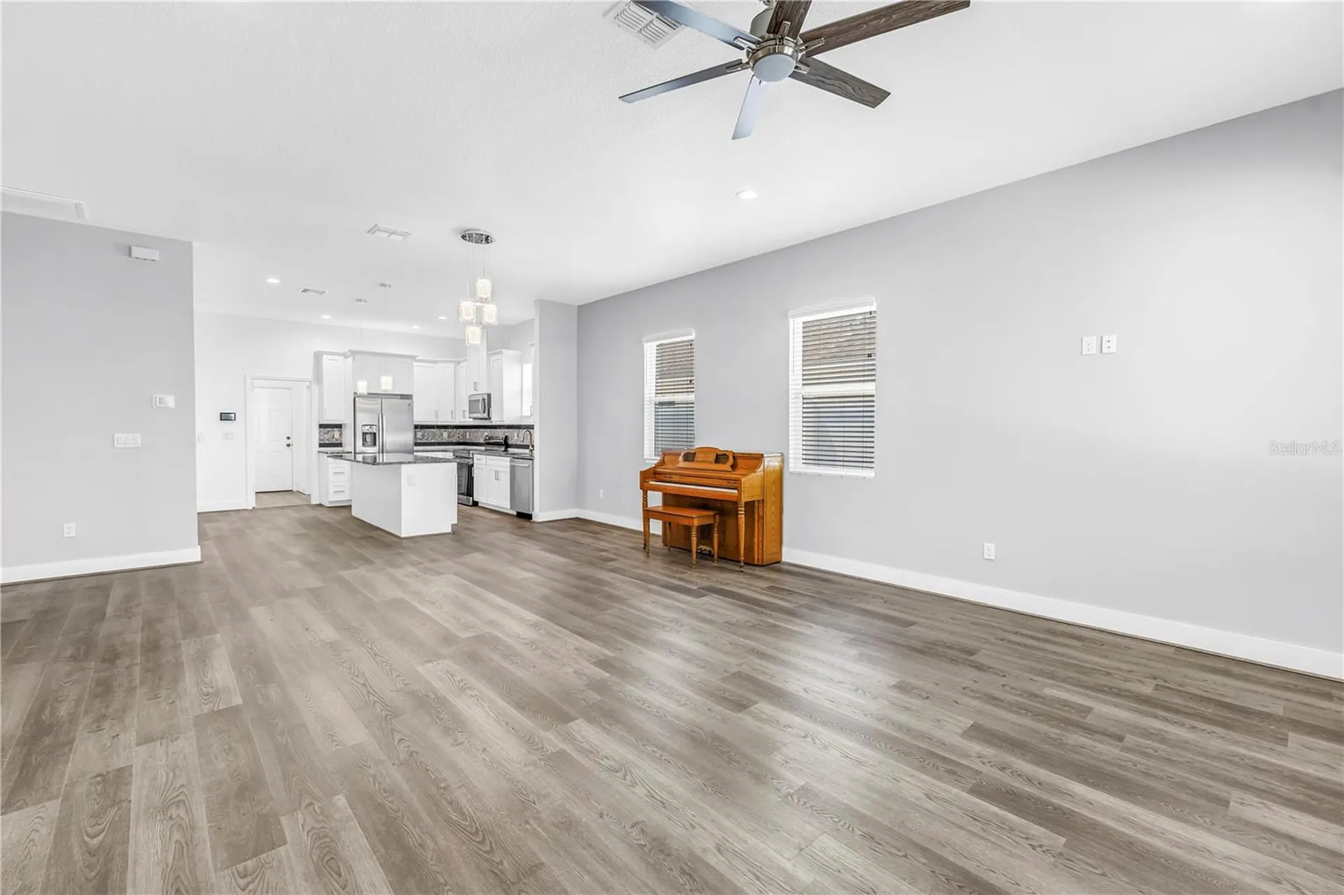 4320 56th Avenue N St Petersburg FL 33714