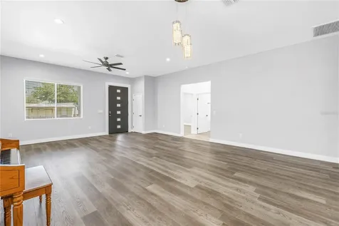 4320 56th Avenue N St Petersburg FL 33714