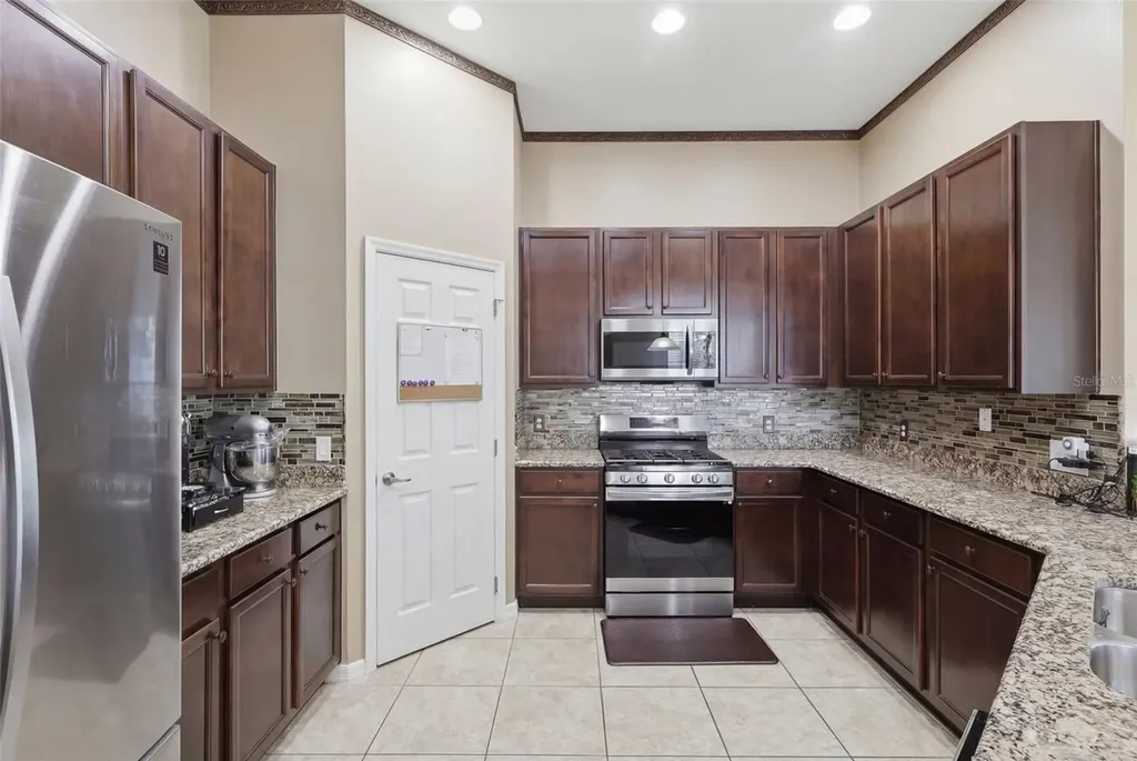 705 Ostrich Fern Lane Deland FL 32720