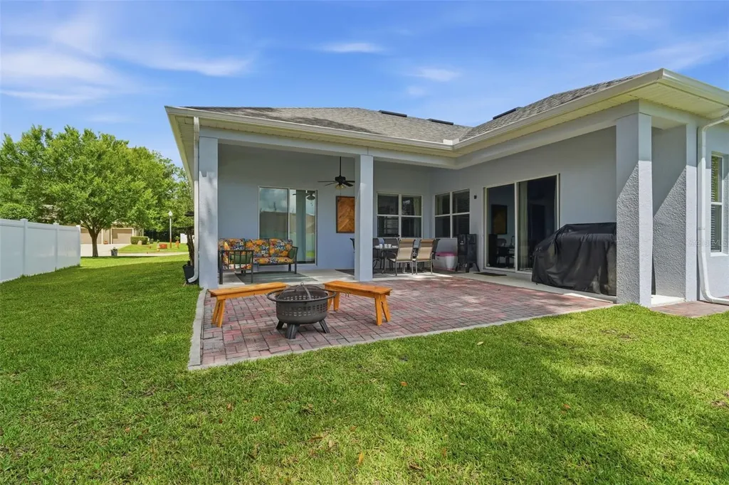 705 Ostrich Fern Lane Deland FL 32720