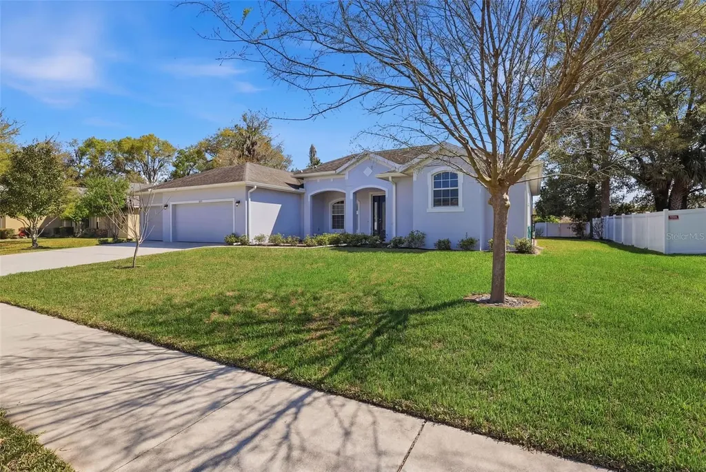 705 Ostrich Fern Lane Deland FL 32720