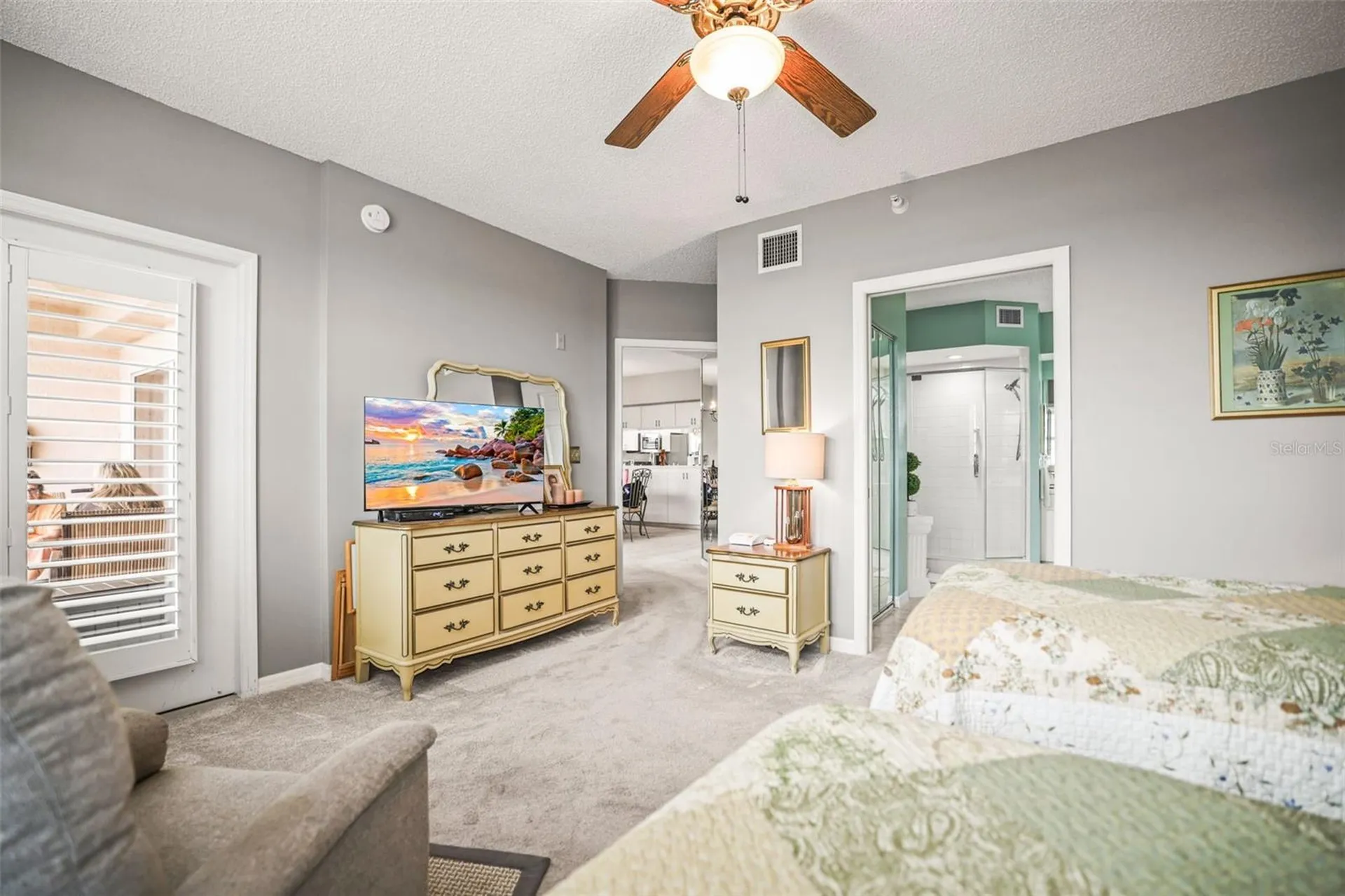 6399 Shoreline Drive St Petersburg FL 33708