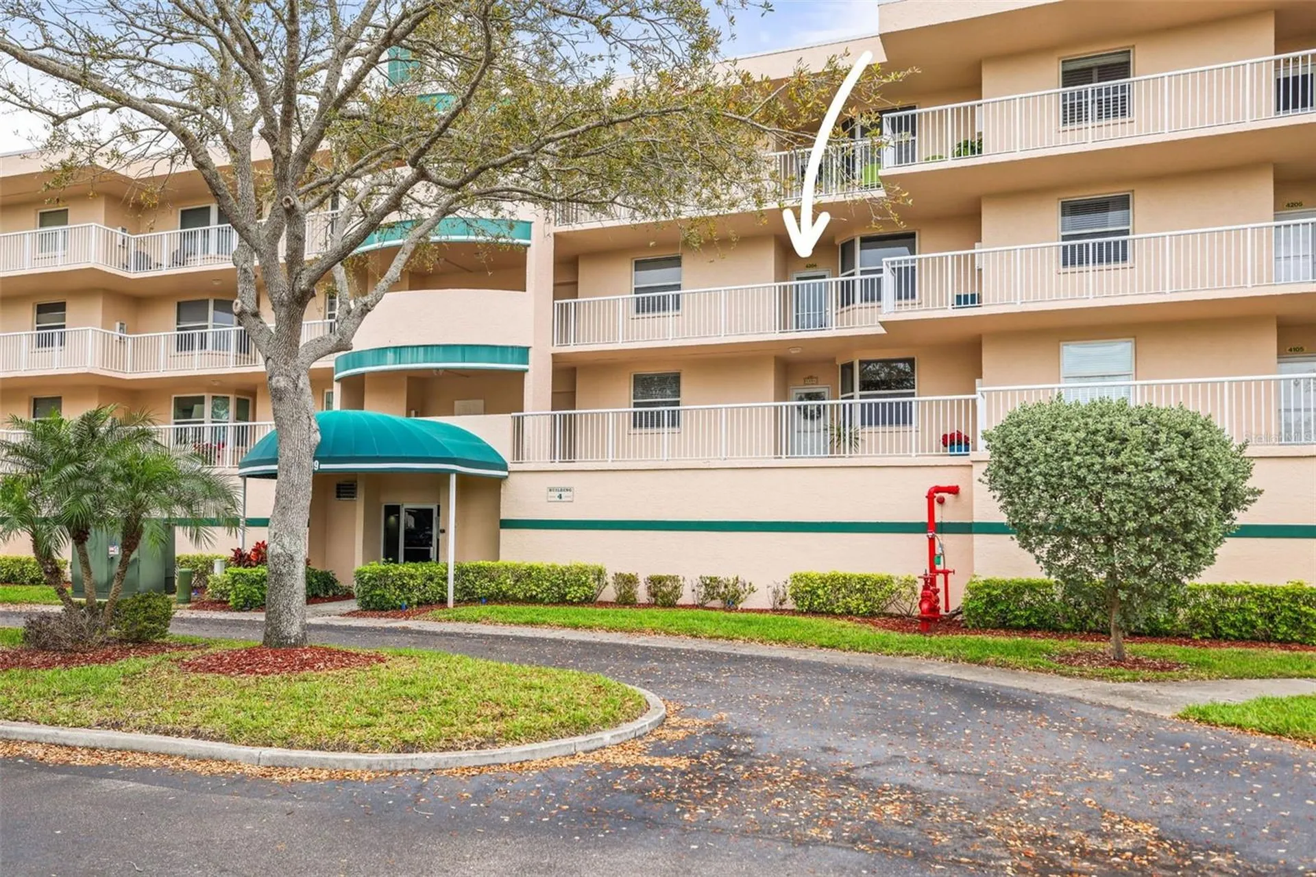6399 Shoreline Drive St Petersburg FL 33708