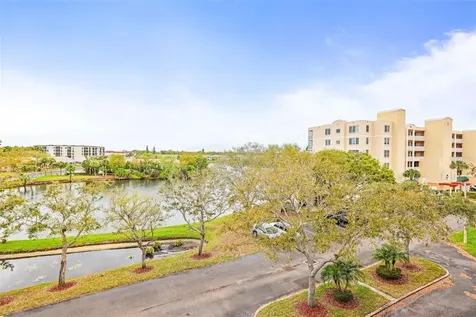 6399 Shoreline Drive St Petersburg FL 33708