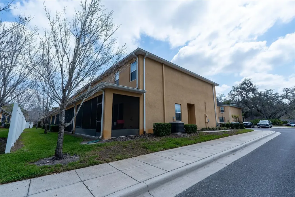8414 Pine River Road Tampa FL 33637