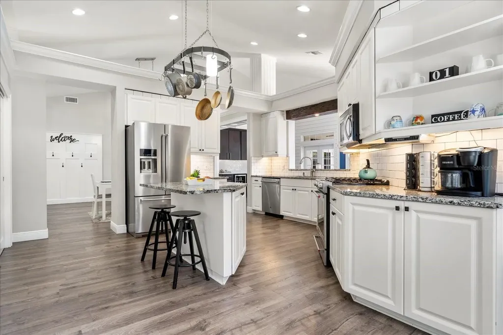 4615 4th Avenue Drive E Bradenton FL 34208