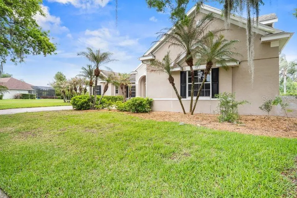 1752 Lee Janzen Drive Kissimmee FL 34744