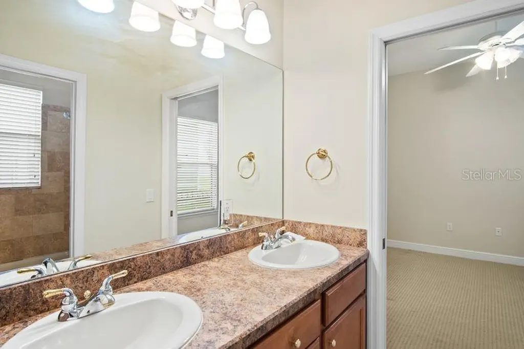 1752 Lee Janzen Drive Kissimmee FL 34744