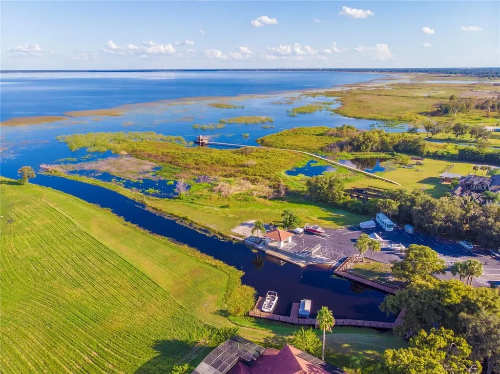 1752 Lee Janzen Drive Kissimmee FL 34744