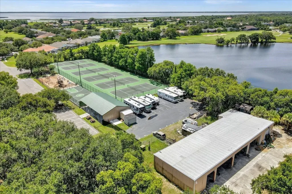 1752 Lee Janzen Drive Kissimmee FL 34744