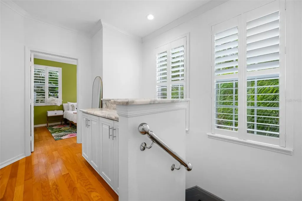 237 7th Avenue N St Petersburg FL 33701