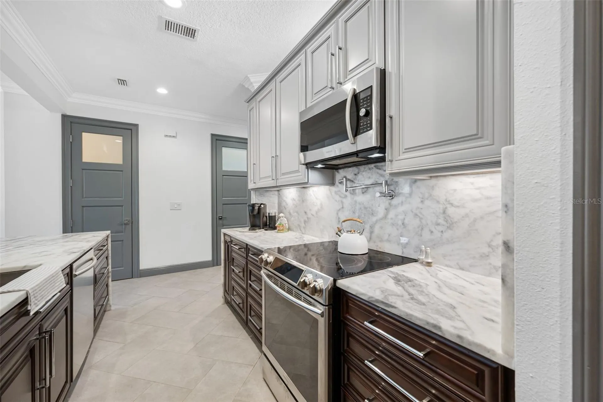 237 7th Avenue N St Petersburg FL 33701