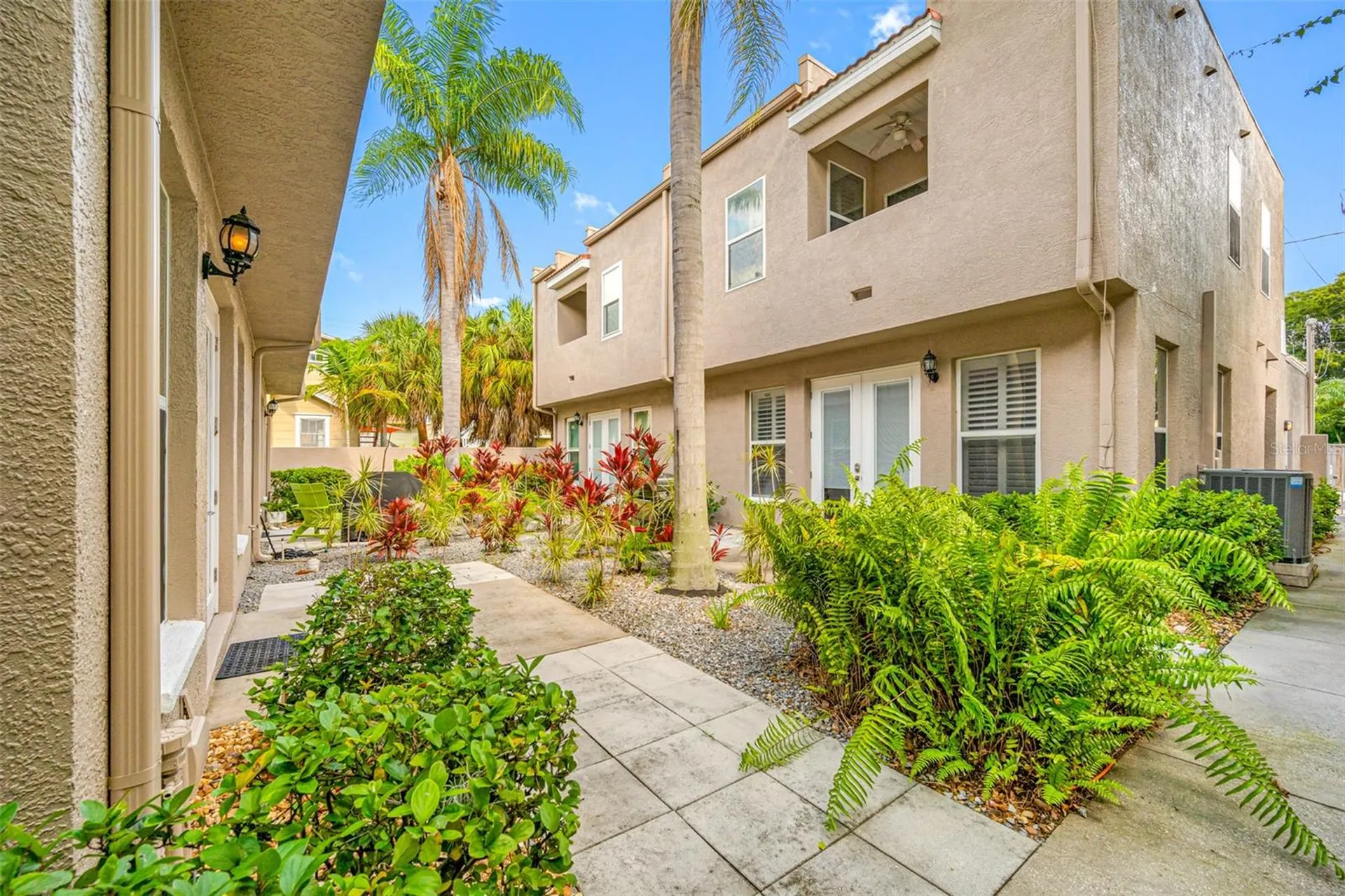 237 7th Avenue N St Petersburg FL 33701