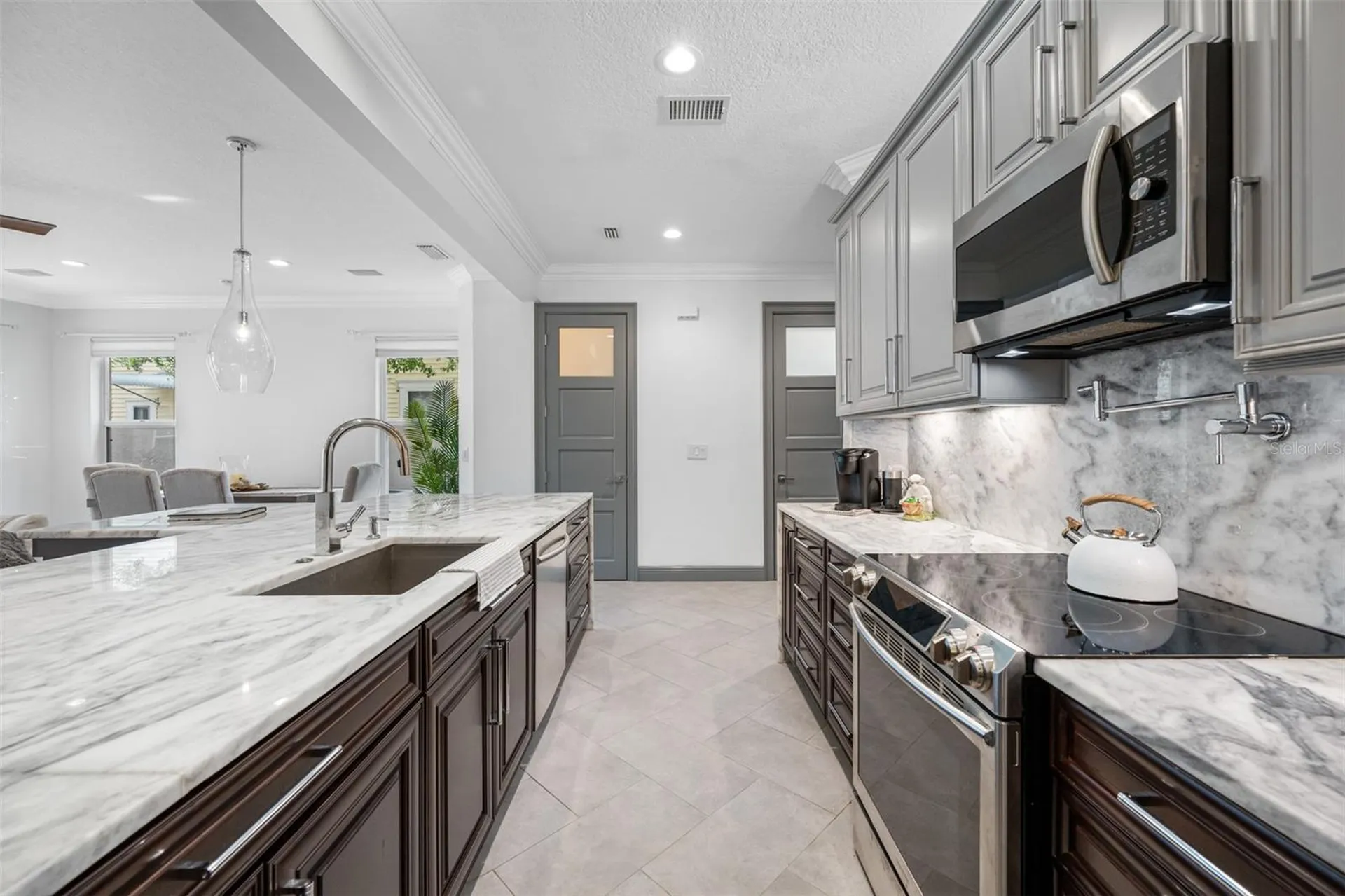 237 7th Avenue N St Petersburg FL 33701