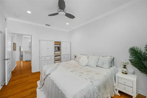 237 7th Avenue N St Petersburg FL 33701