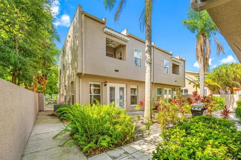 237 7th Avenue N St Petersburg FL 33701