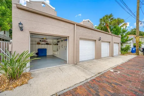 237 7th Avenue N St Petersburg FL 33701