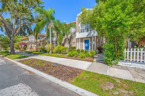 237 7th Avenue N St Petersburg FL 33701