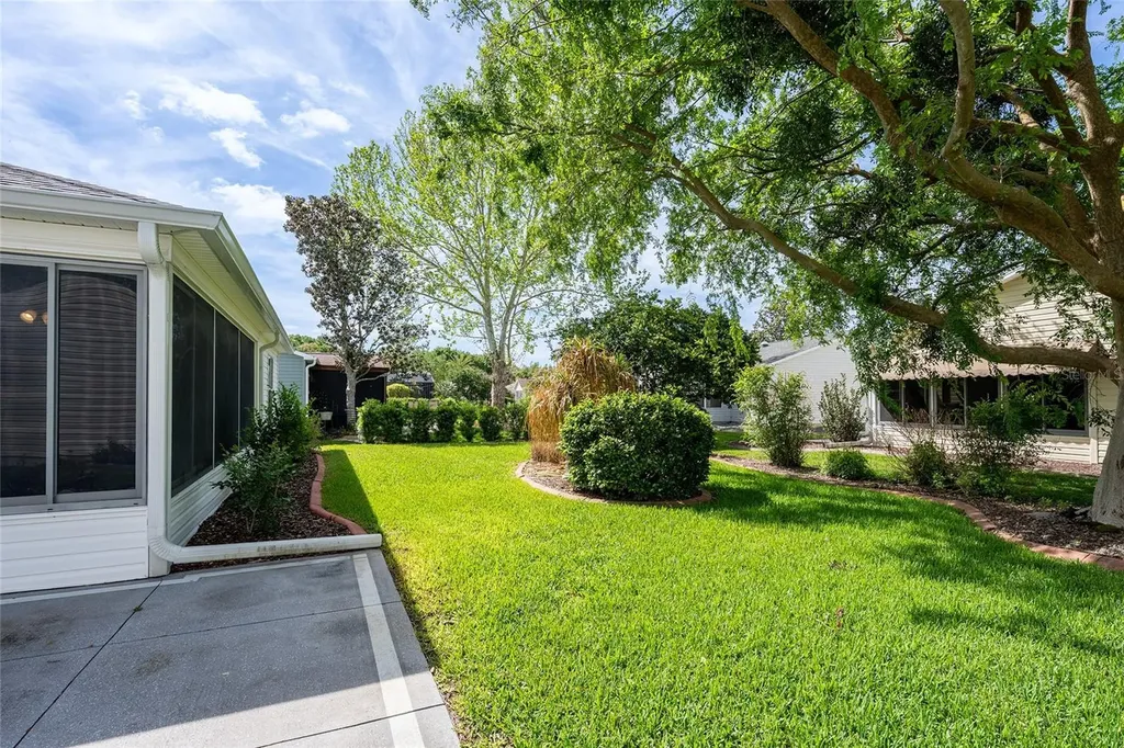 17870 SE 92nd Amory Avenue The Villages FL 32162