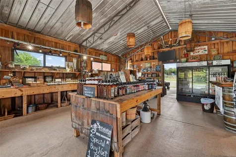 26921 Bloomfield Avenue Yalaha FL 34797