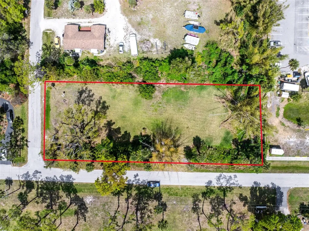 Pineapple Street Englewood FL 34223
