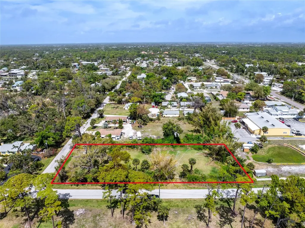 Pineapple Street Englewood FL 34223