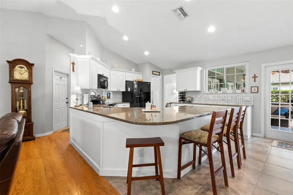 4766 Stoneview Circle Oldsmar FL 34677
