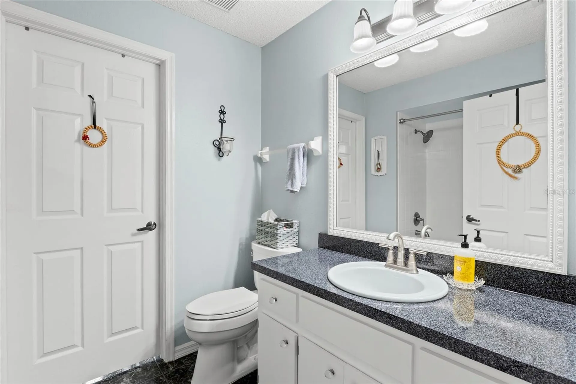 4766 Stoneview Circle Oldsmar FL 34677