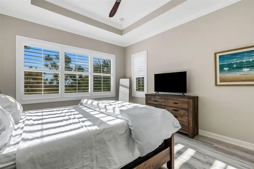 289 Sapphire Lake Drive Bradenton FL 34209