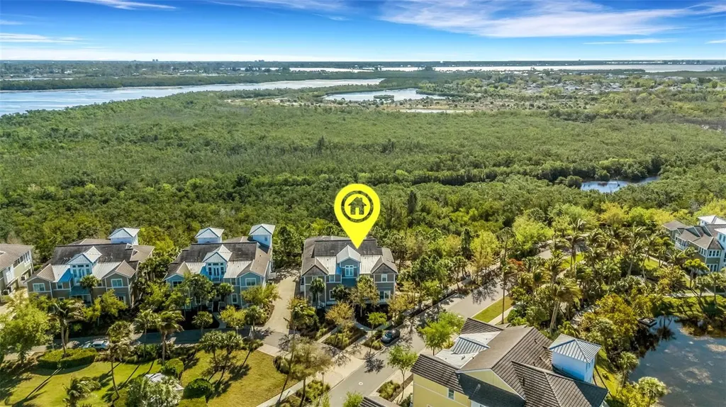 289 Sapphire Lake Drive Bradenton FL 34209